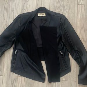 BB Dakota crop leather jacket